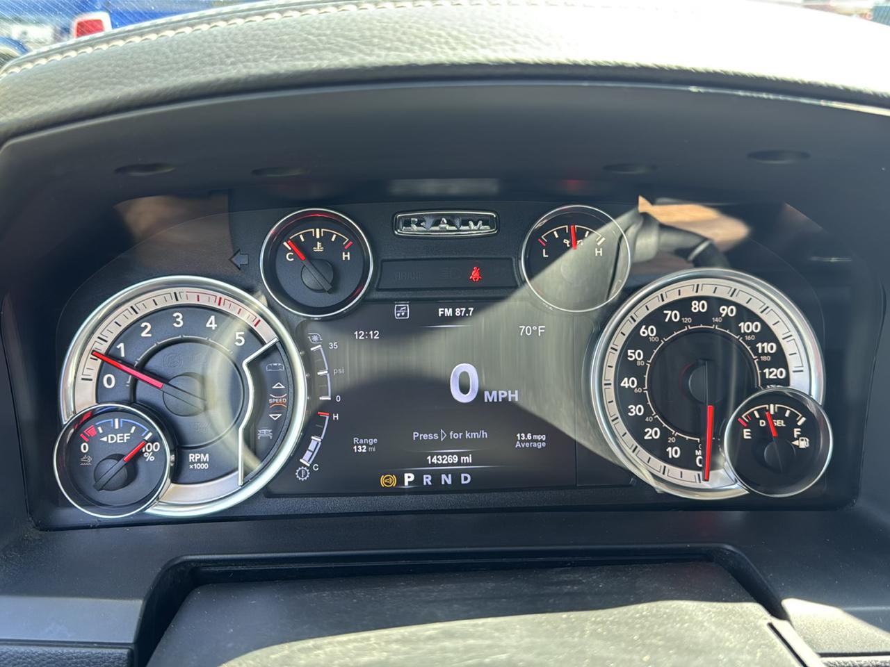 RAM 3500 Laramie 4x4 Crew Cab 8' Box 2018