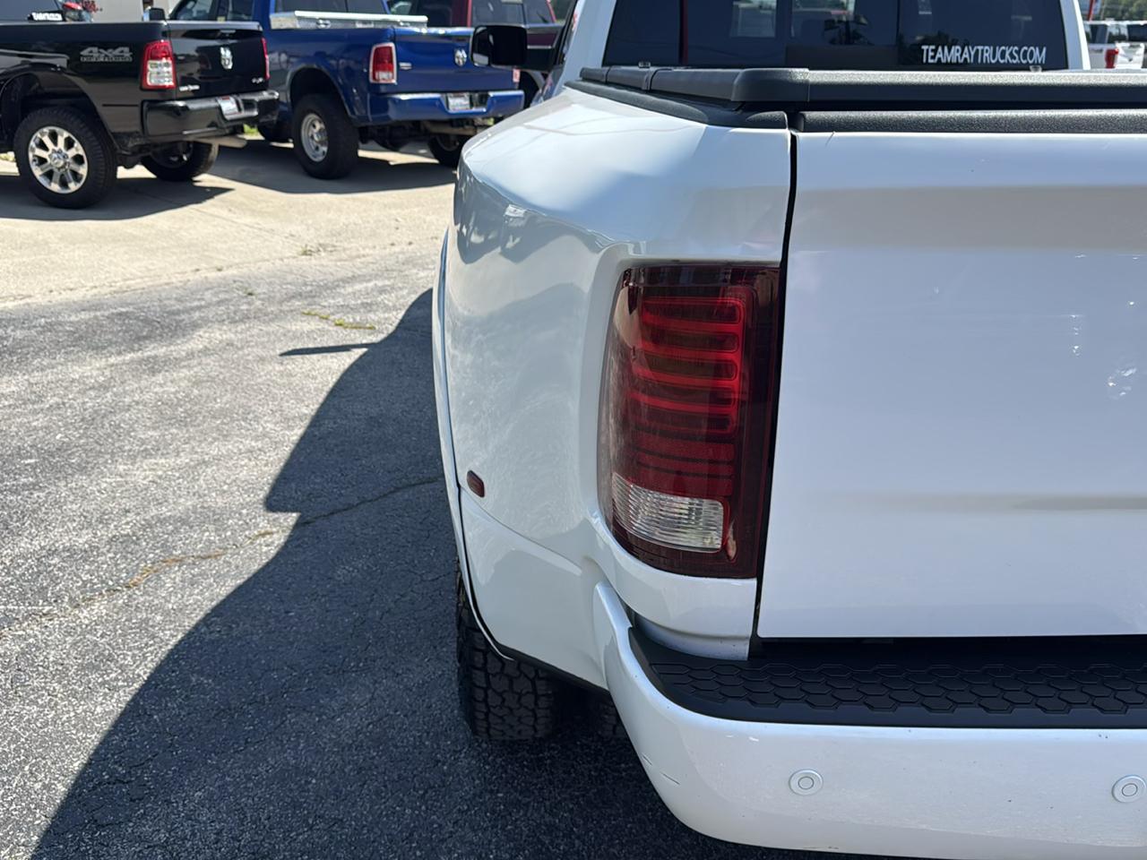 RAM 3500 Laramie 4x4 Crew Cab 8' Box 2018
