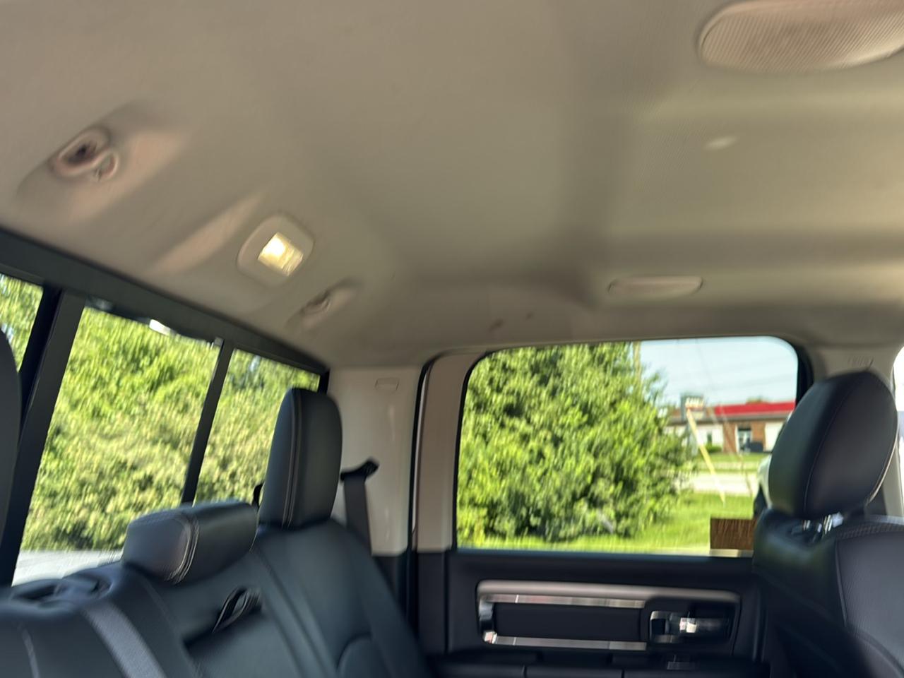 RAM 3500 Laramie 4x4 Crew Cab 8' Box 2018