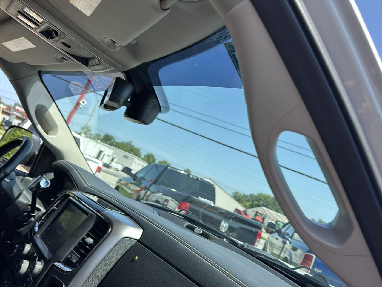 RAM 3500 Laramie 4x4 Crew Cab 8' Box 2018