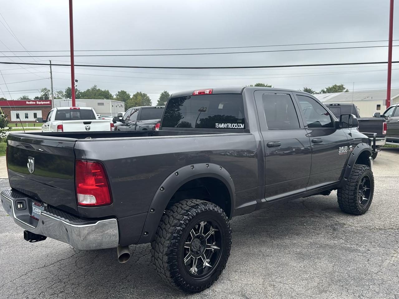 RAM 2500 Tradesman 4x4 Crew Cab 6'4" Box 2018