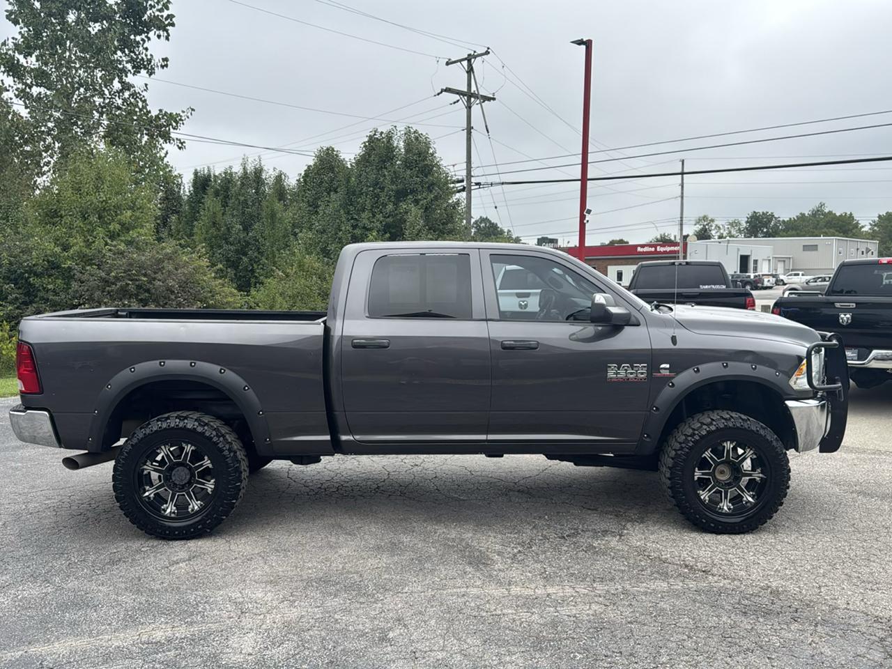 RAM 2500 Tradesman 4x4 Crew Cab 6'4" Box 2018