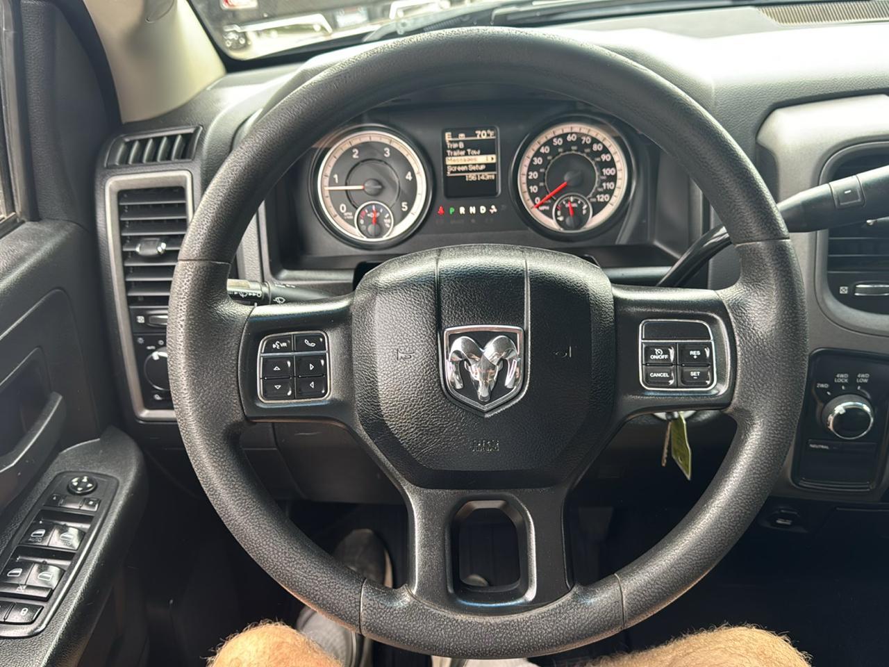 RAM 2500 Tradesman 4x4 Crew Cab 6'4" Box 2018