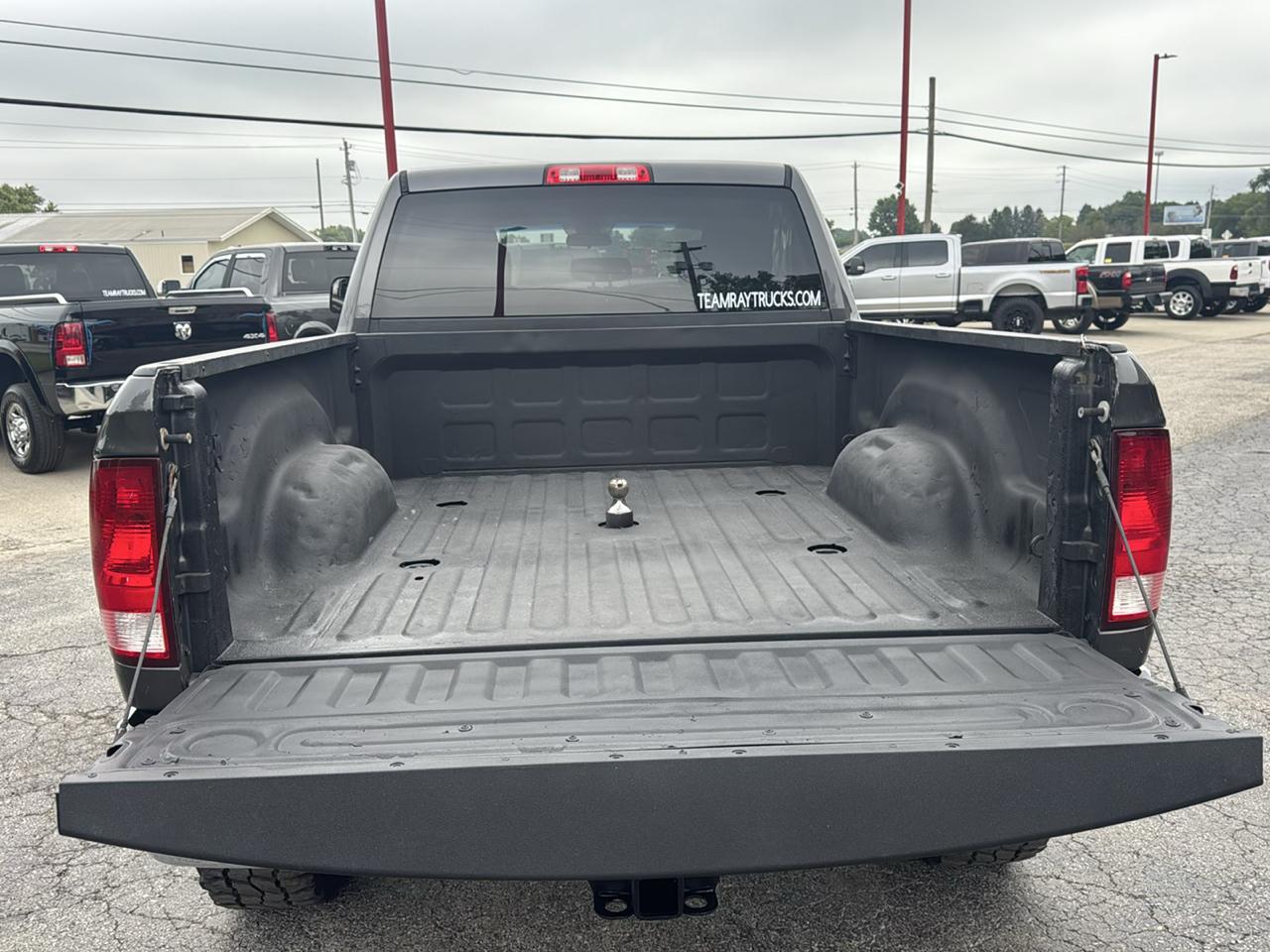 RAM 2500 Tradesman 4x4 Crew Cab 6'4" Box 2018