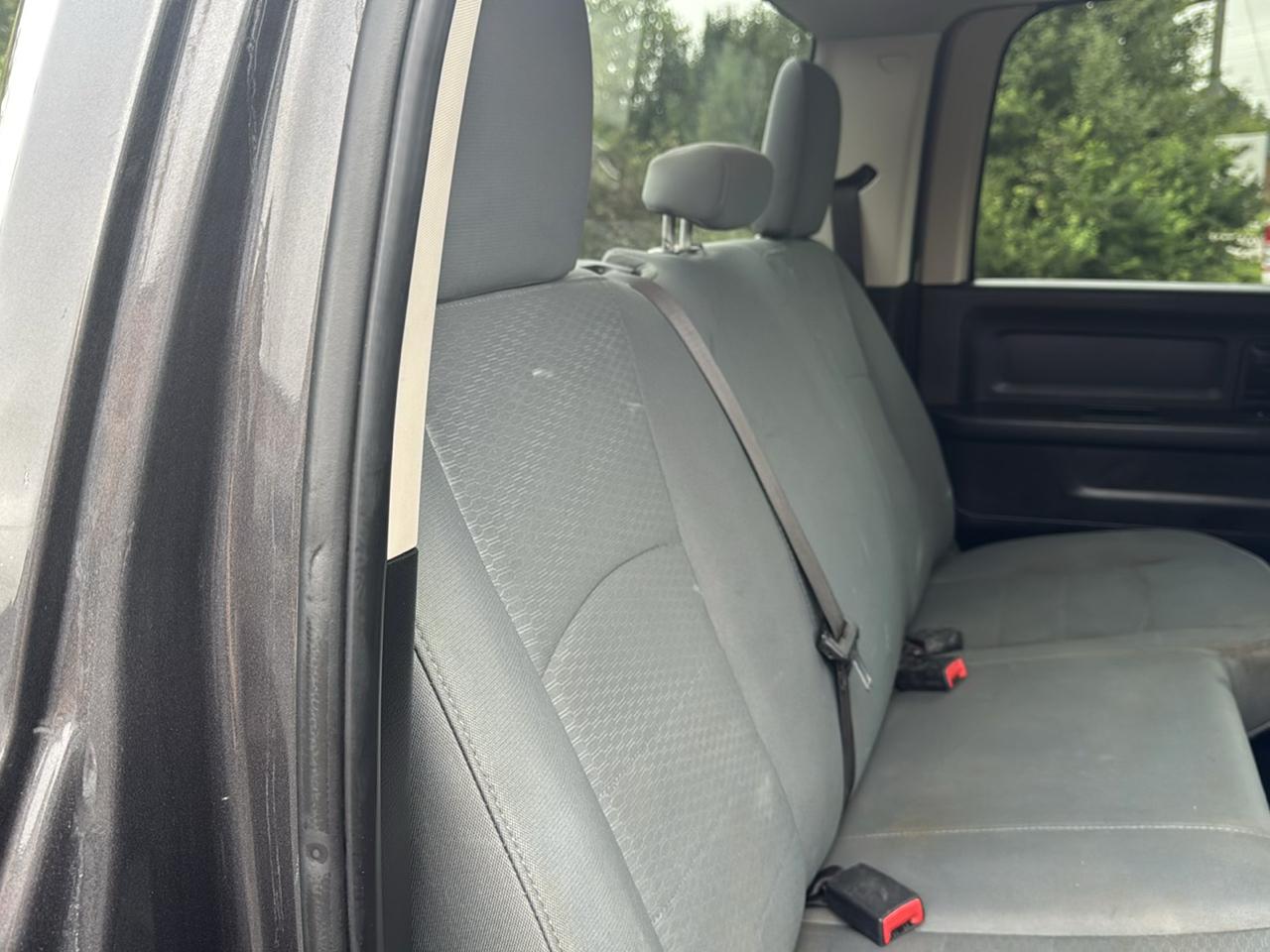 RAM 2500 Tradesman 4x4 Crew Cab 6'4" Box 2018