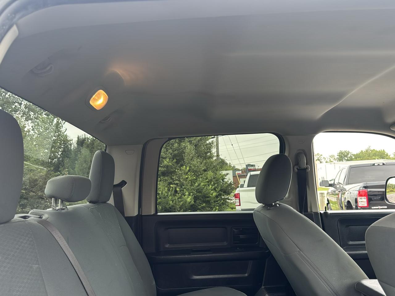 RAM 2500 Tradesman 4x4 Crew Cab 6'4" Box 2018