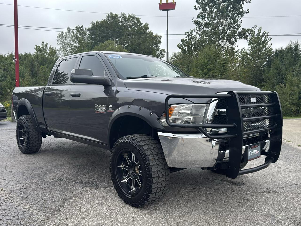 RAM 2500 Tradesman 4x4 Crew Cab 6'4" Box 2018