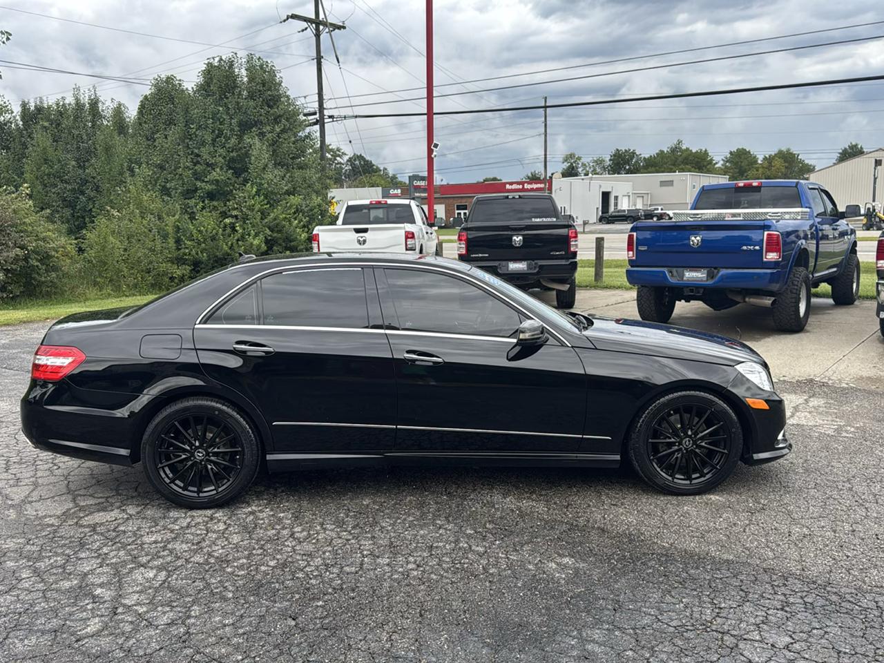 Mercedes-Benz E-Class 4dr Sdn E 350 Sport 4MATIC 2010
