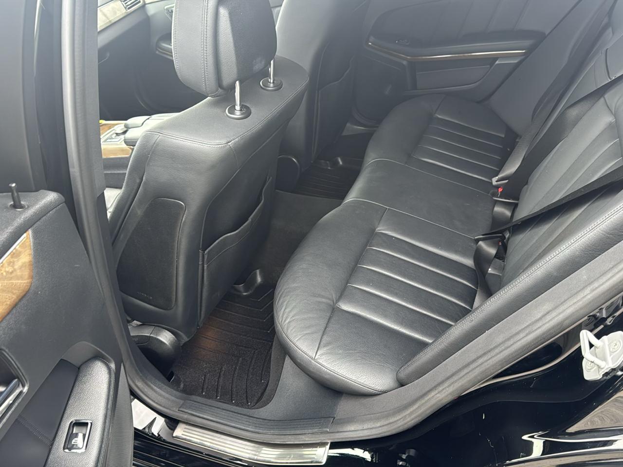 Mercedes-Benz E-Class 4dr Sdn E 350 Sport 4MATIC 2010