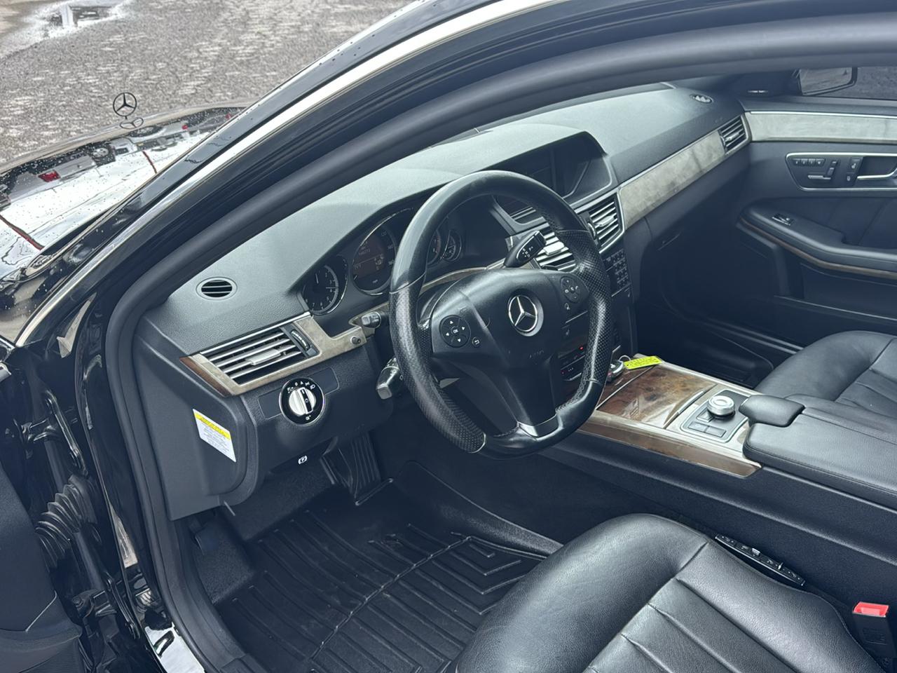 Mercedes-Benz E-Class 4dr Sdn E 350 Sport 4MATIC 2010