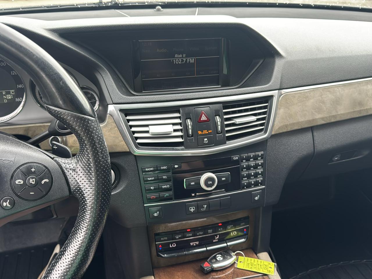 Mercedes-Benz E-Class 4dr Sdn E 350 Sport 4MATIC 2010