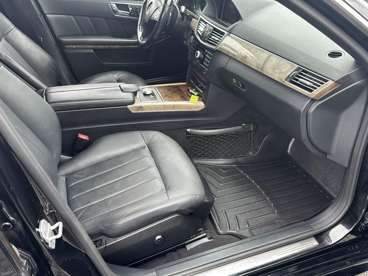 Mercedes-Benz E-Class 4dr Sdn E 350 Sport 4MATIC 2010