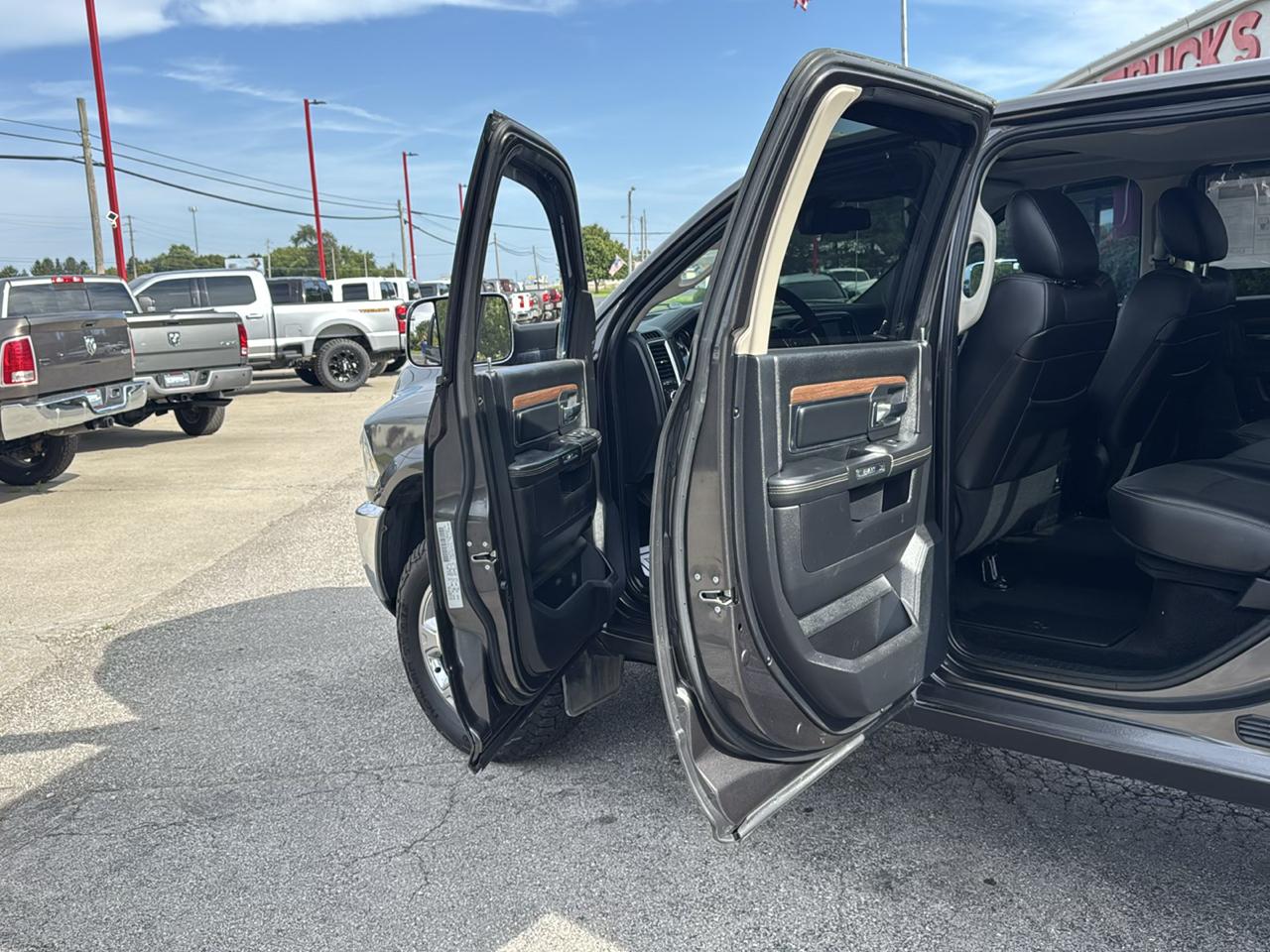 RAM 2500 4WD Crew Cab 149" Laramie 2016