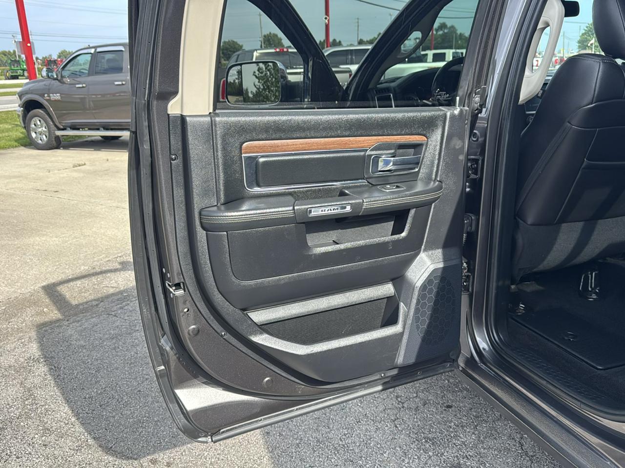 RAM 2500 4WD Crew Cab 149" Laramie 2016