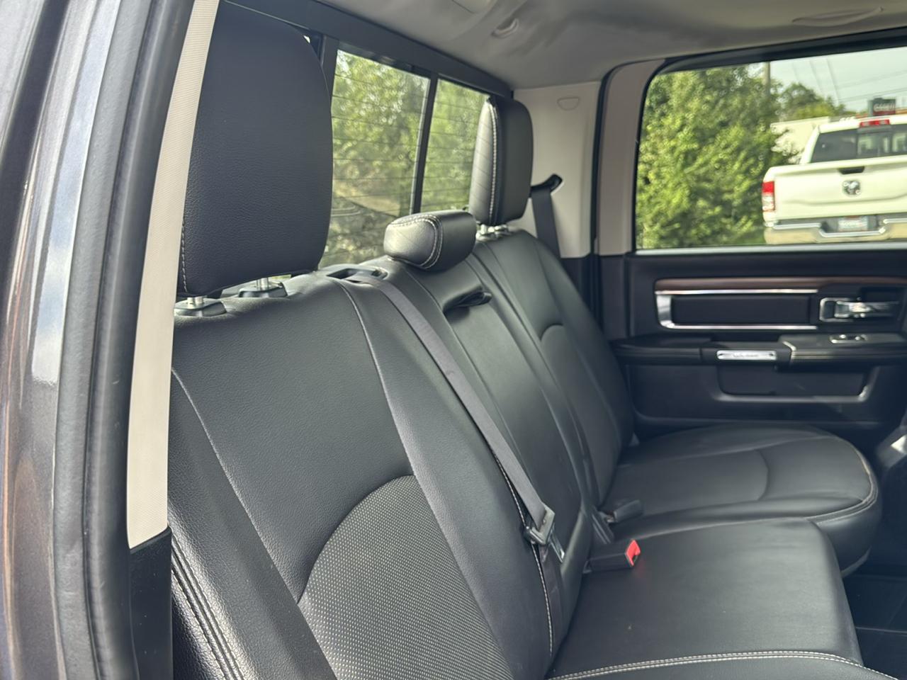 RAM 2500 4WD Crew Cab 149" Laramie 2016
