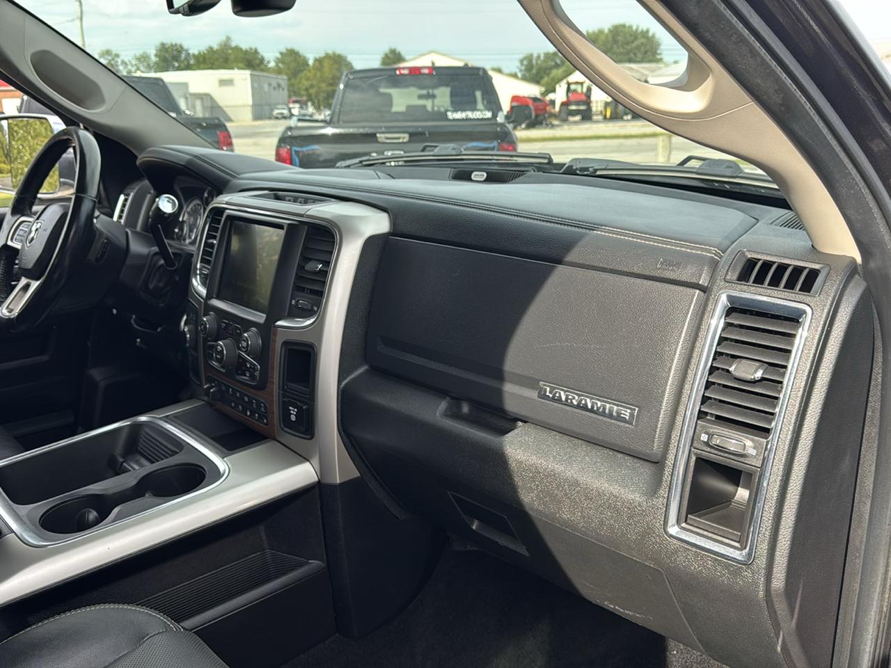 RAM 2500 4WD Crew Cab 149" Laramie 2016