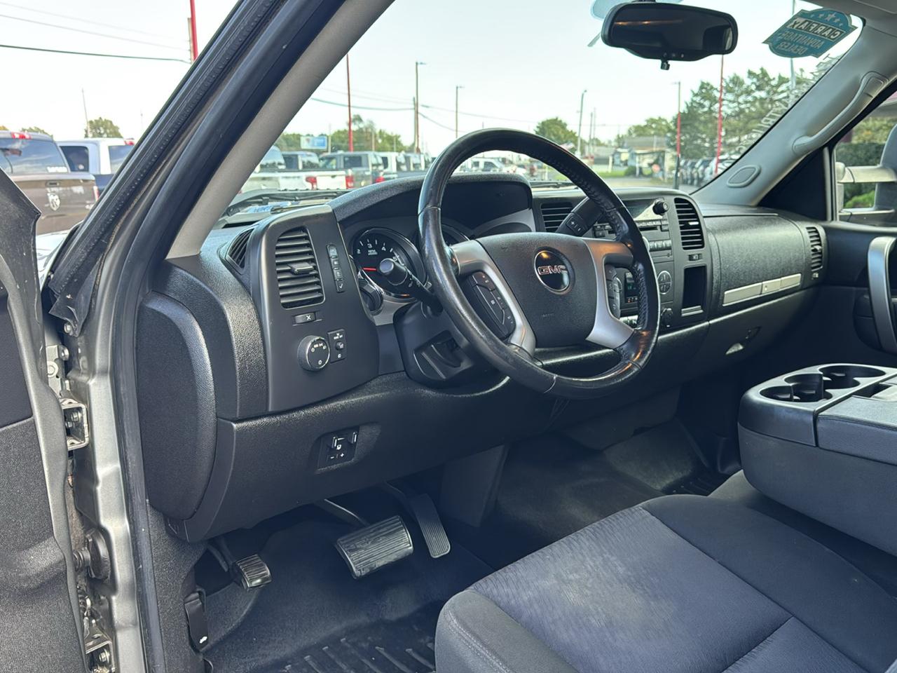 GMC Sierra 2500HD 4WD Crew Cab 153.7" SLE 2012
