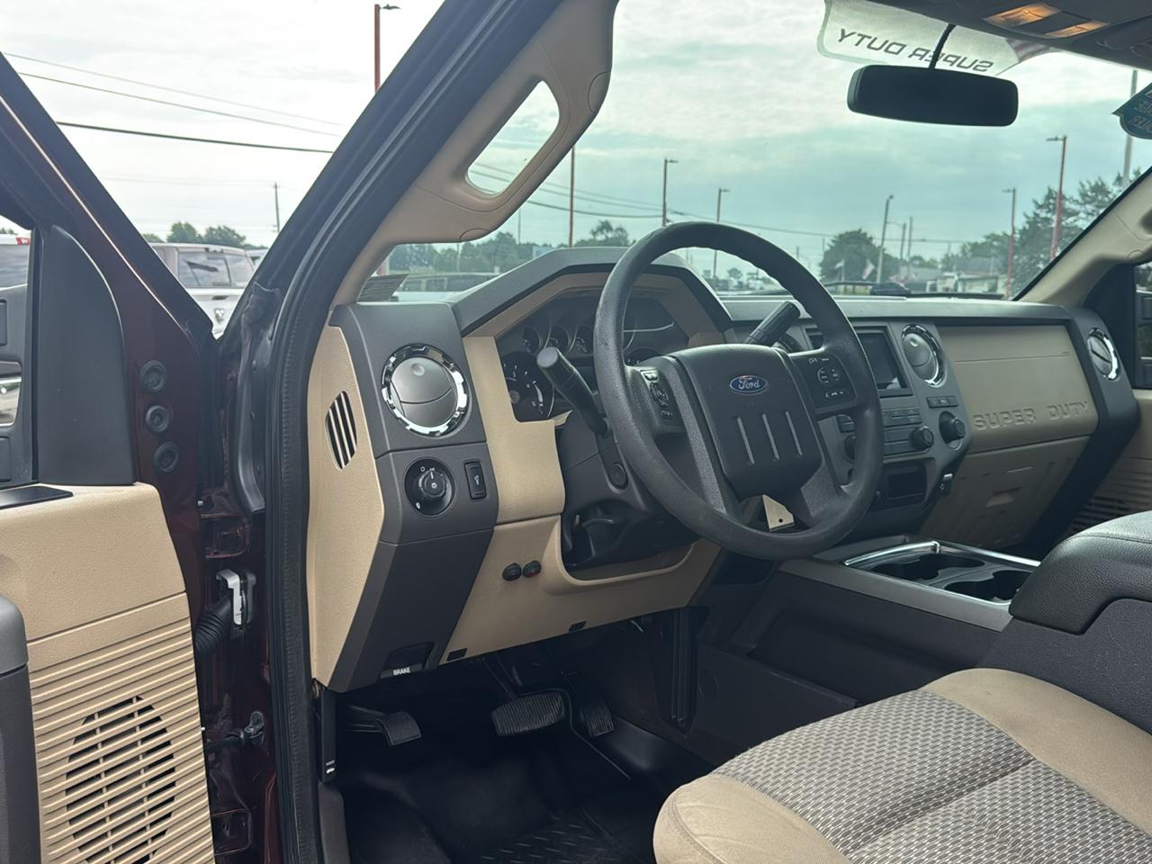 Ford Super Duty F-250 SRW 4WD Crew Cab 156" XLT 2016