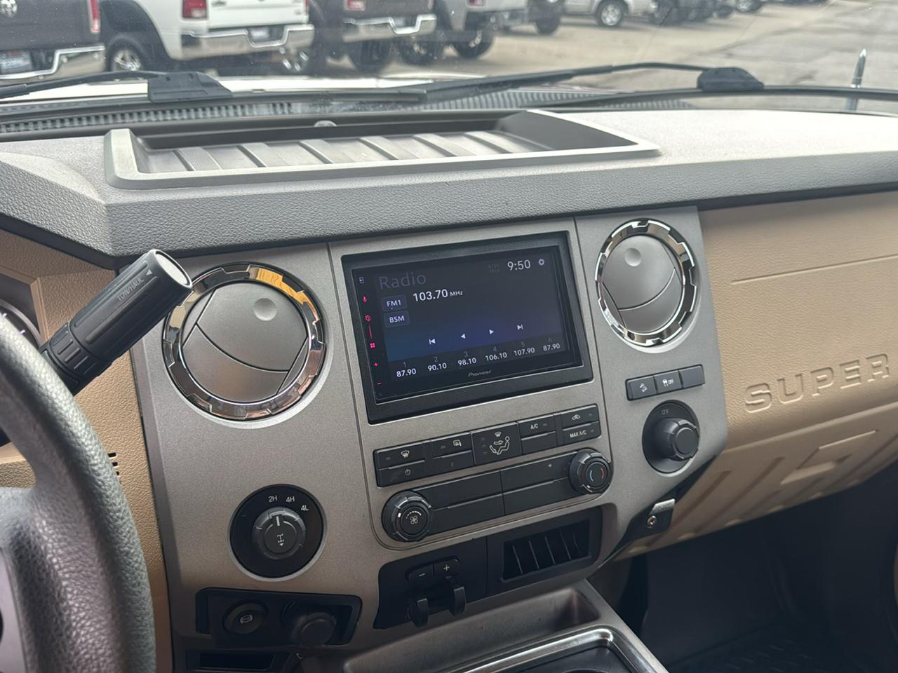 Ford Super Duty F-250 SRW 4WD Crew Cab 156" XLT 2016