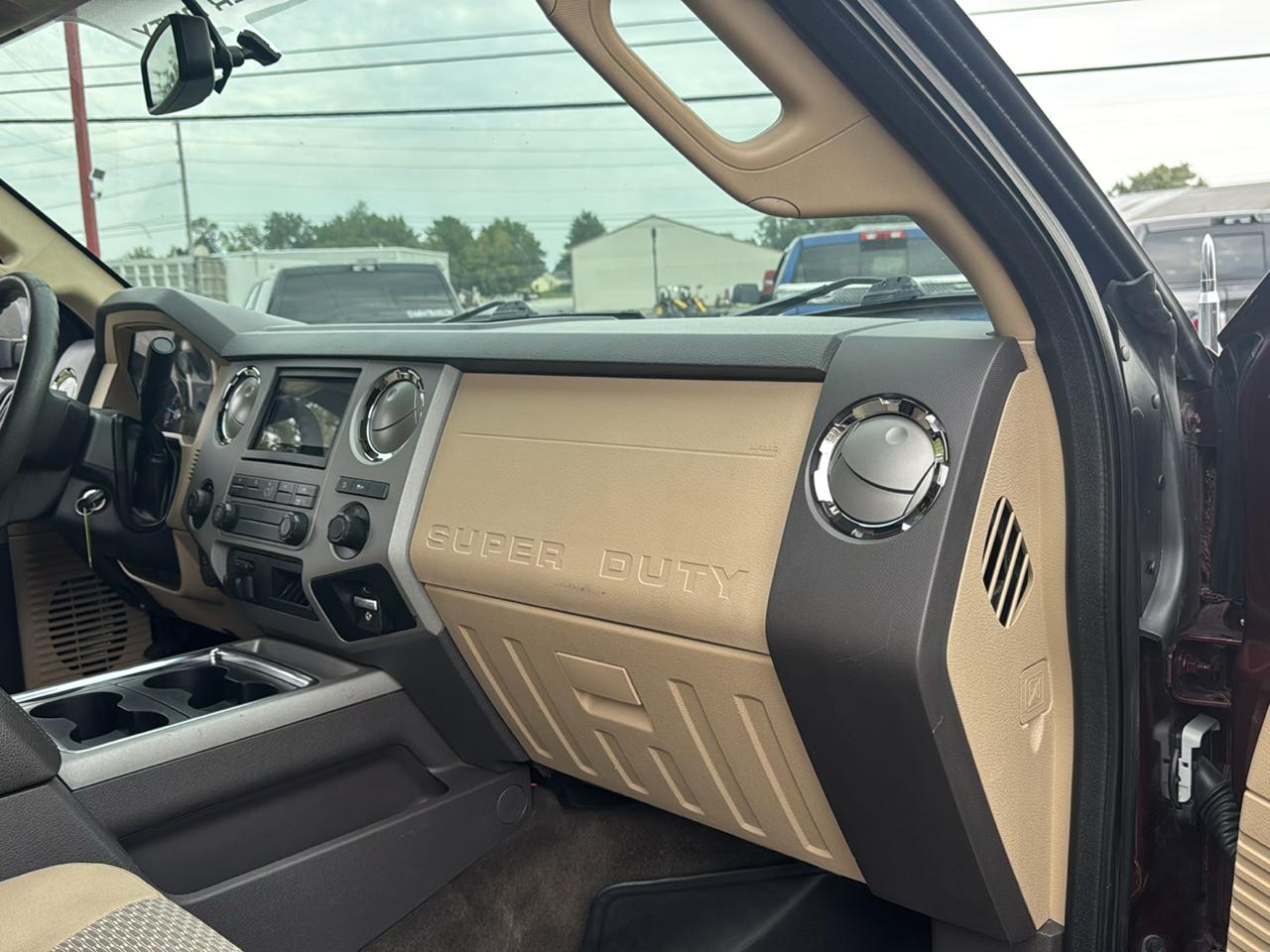 Ford Super Duty F-250 SRW 4WD Crew Cab 156" XLT 2016