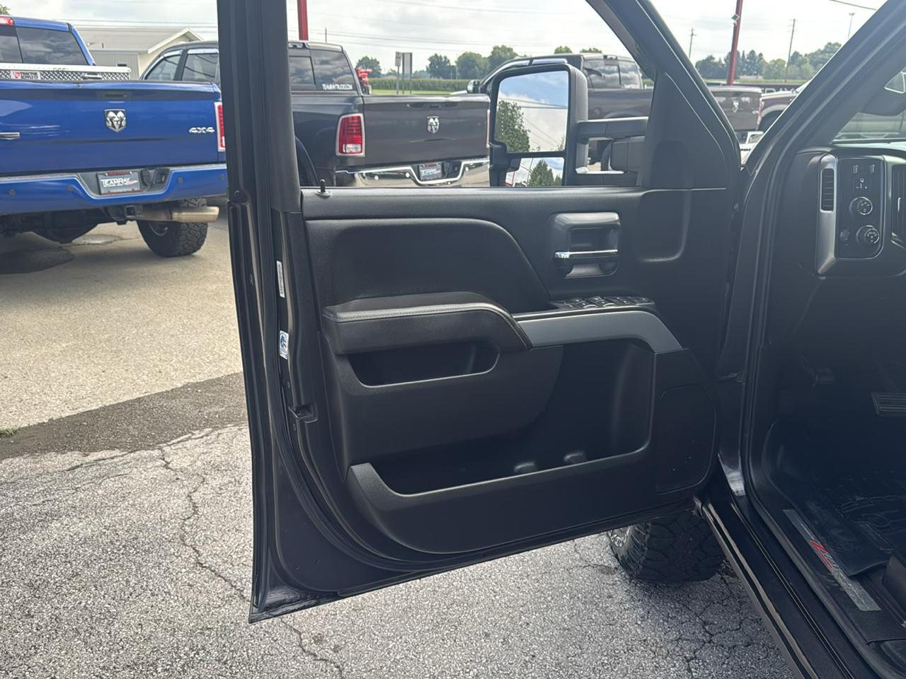 Chevrolet Silverado 2500HD 4WD Crew Cab 153.7" LT 2016