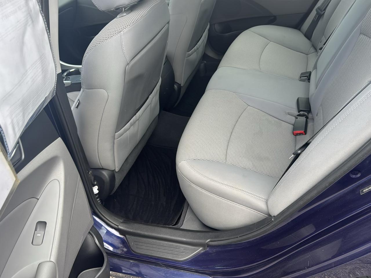 Hyundai Sonata 4dr Sdn 2.4L Auto GLS PZEV 2013