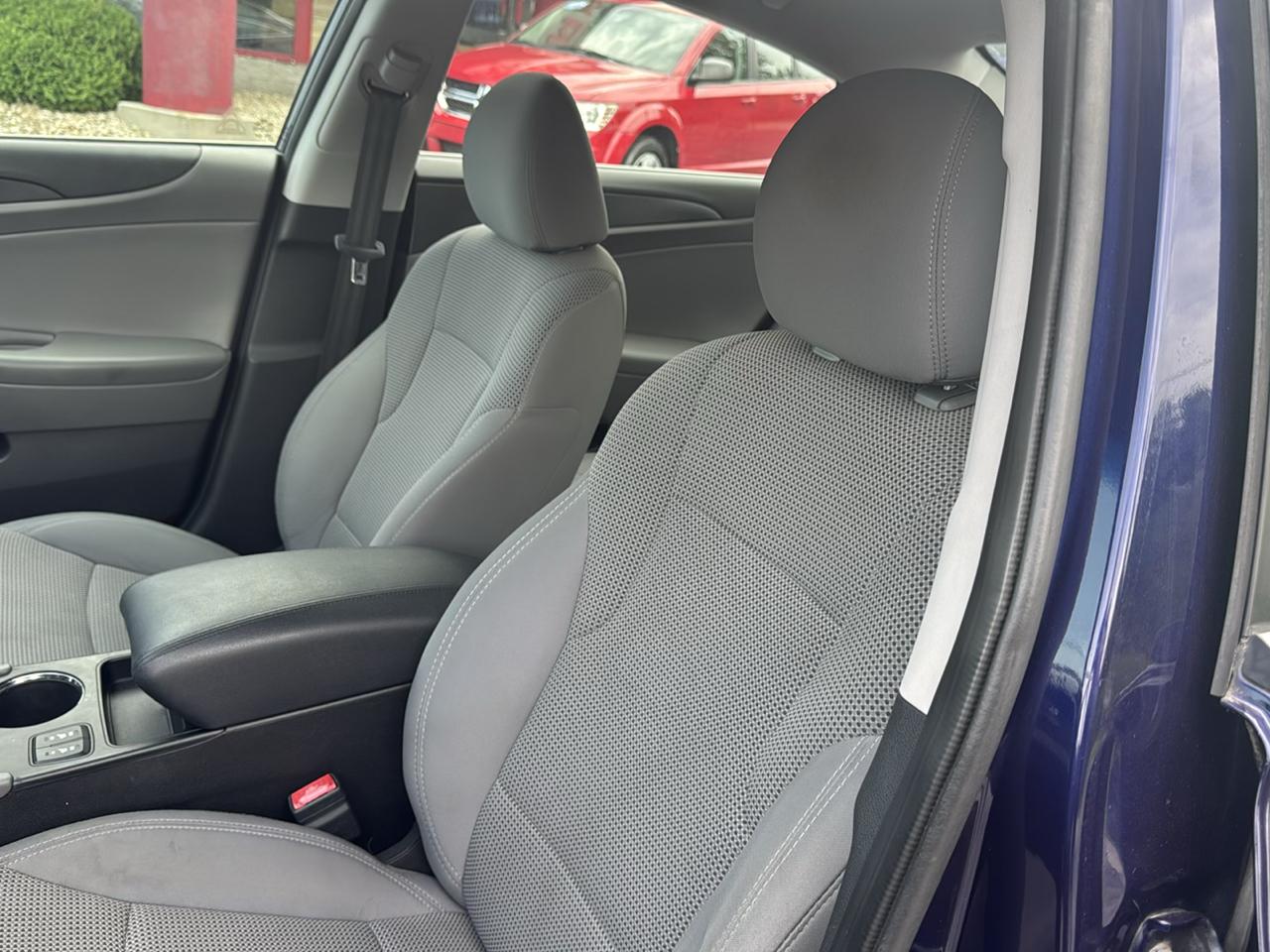 Hyundai Sonata 4dr Sdn 2.4L Auto GLS PZEV 2013