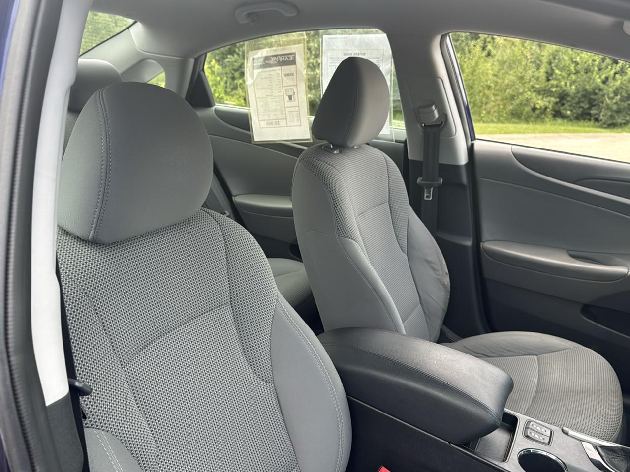 Hyundai Sonata 4dr Sdn 2.4L Auto GLS PZEV 2013