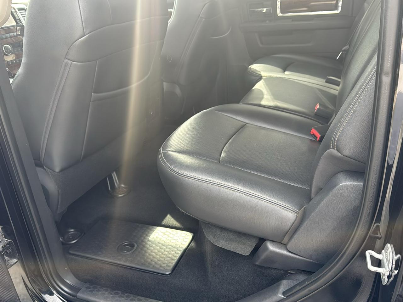RAM 2500 4WD Crew Cab 149" Laramie 2012