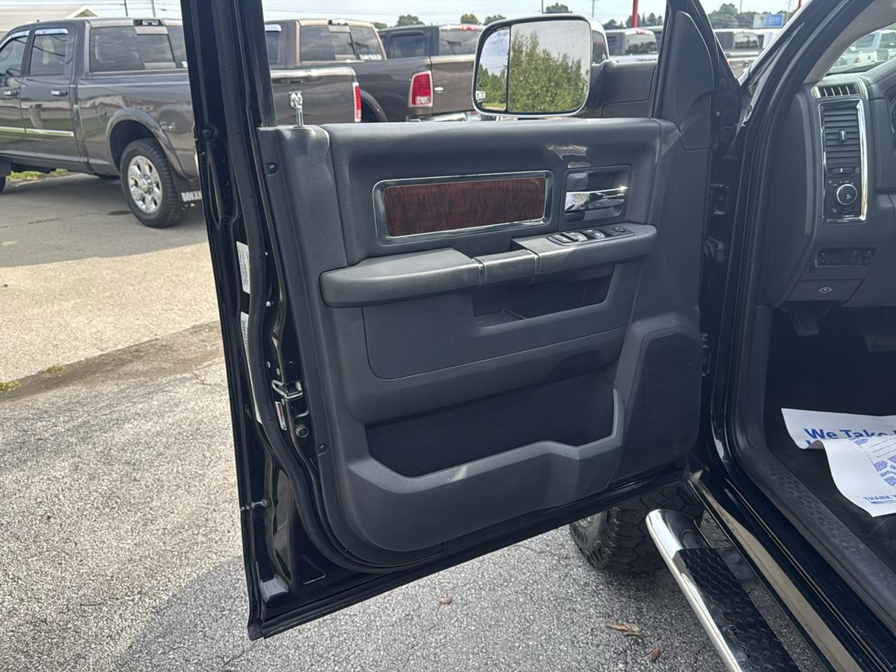 RAM 2500 4WD Crew Cab 149" Laramie 2012