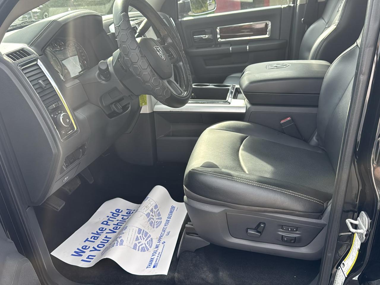 RAM 2500 4WD Crew Cab 149" Laramie 2012