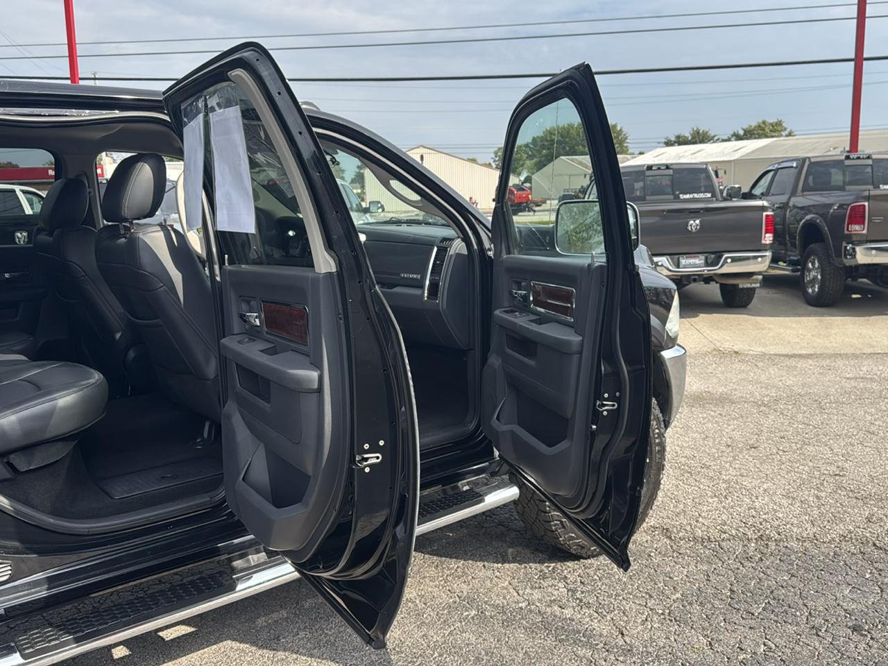 RAM 2500 4WD Crew Cab 149" Laramie 2012