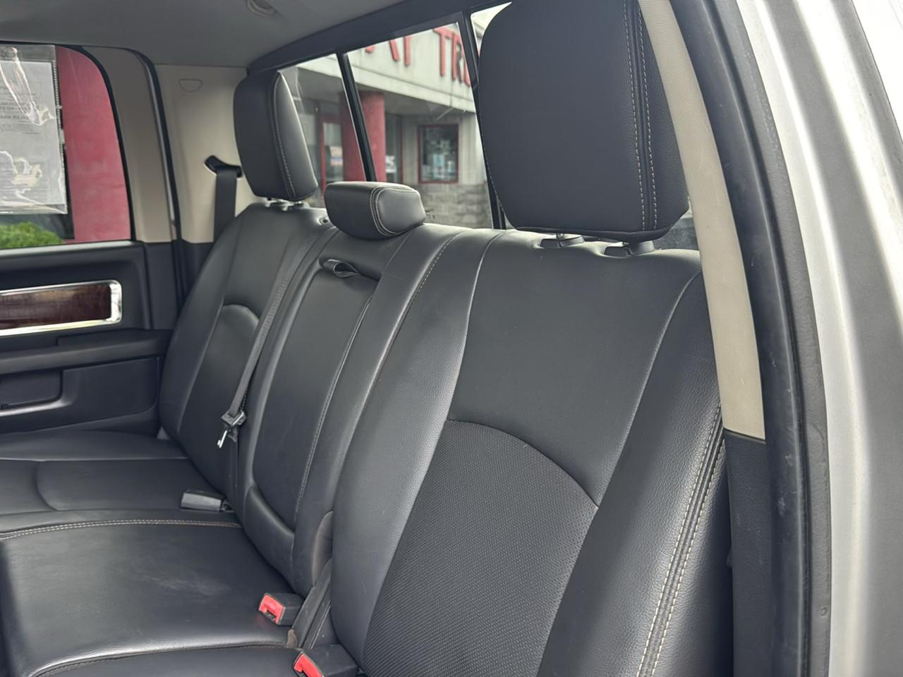 RAM 3500 4WD Crew Cab 169" Laramie 2011