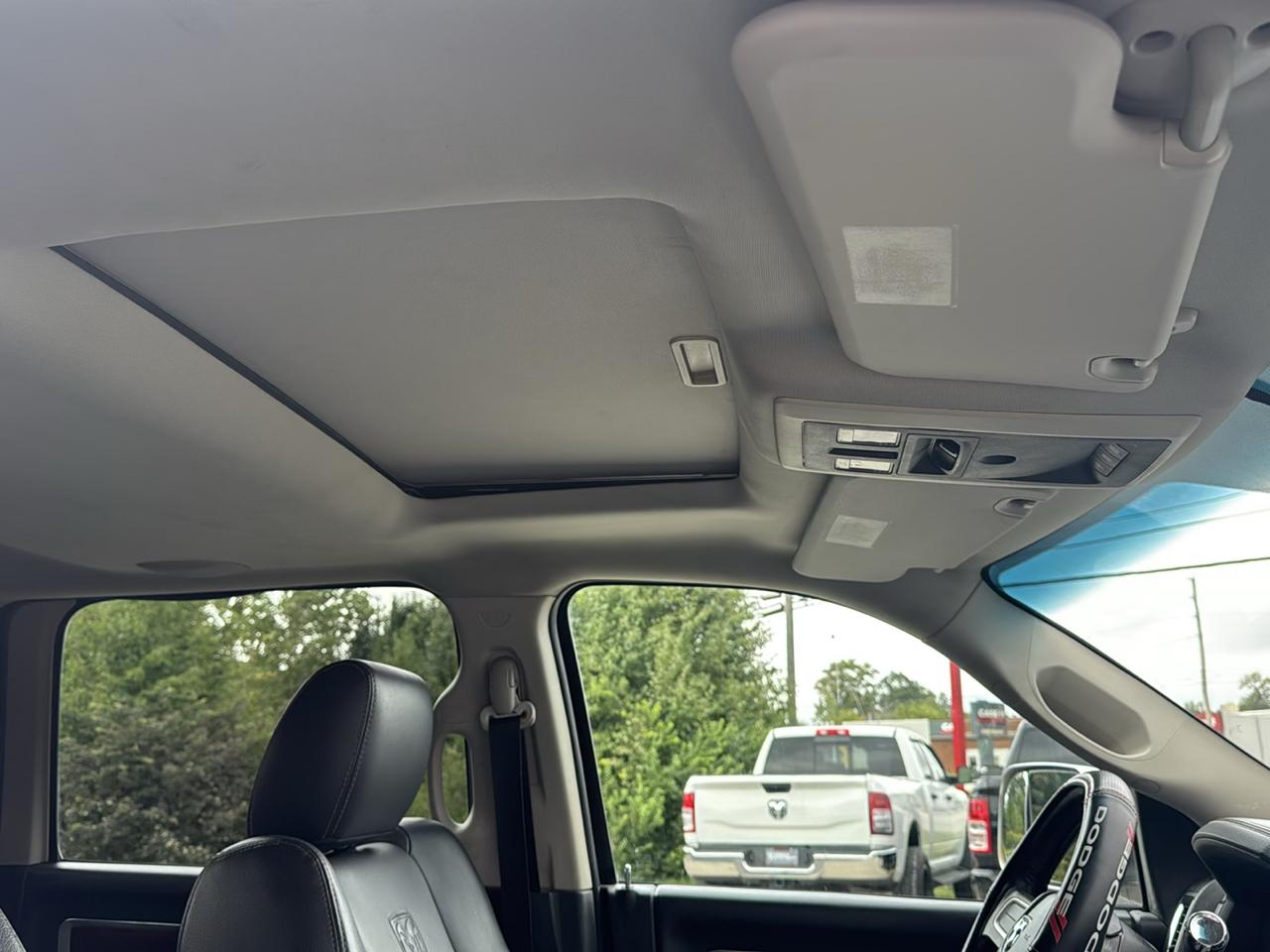 RAM 3500 4WD Crew Cab 169" Laramie 2011
