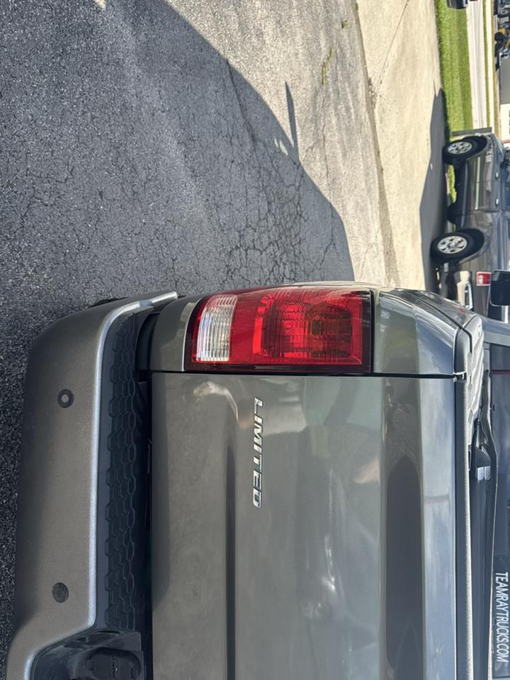 RAM 2500 4WD Mega Cab 160.5" Laramie Limited 2012