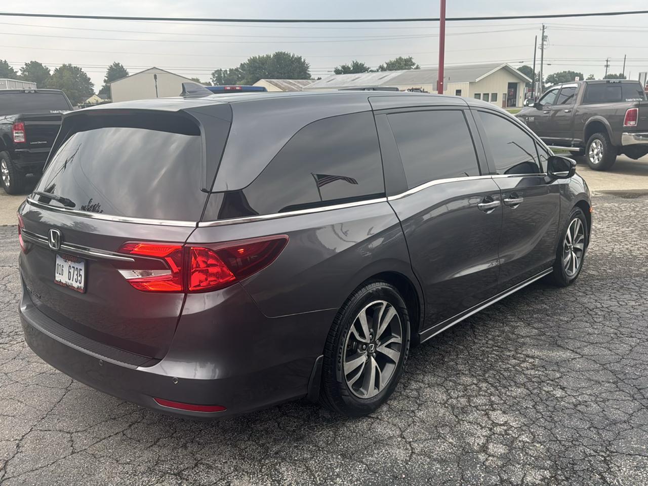 Honda Odyssey Touring Auto 2023