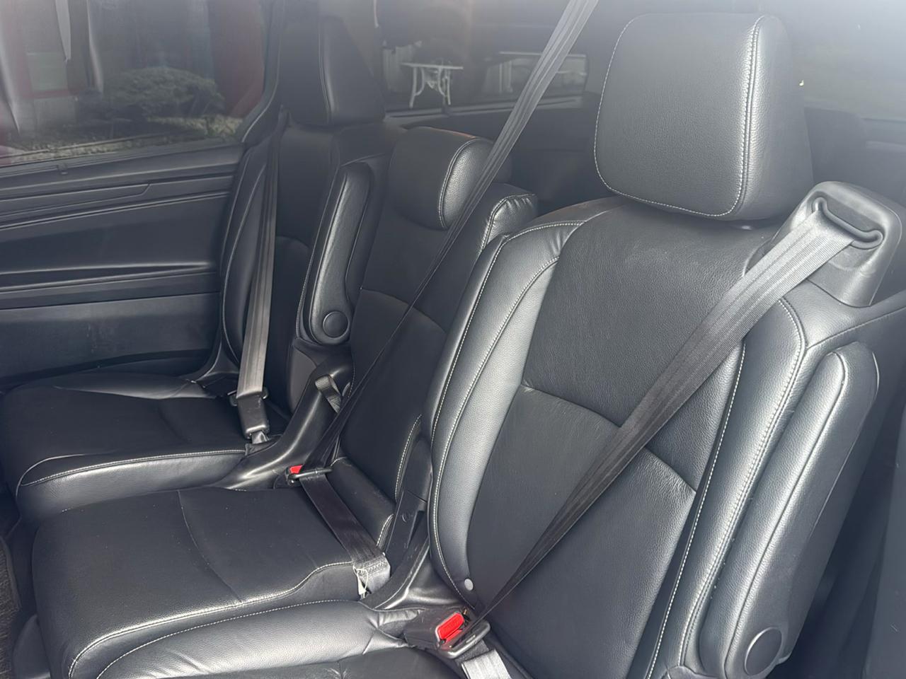 Honda Odyssey Touring Auto 2023