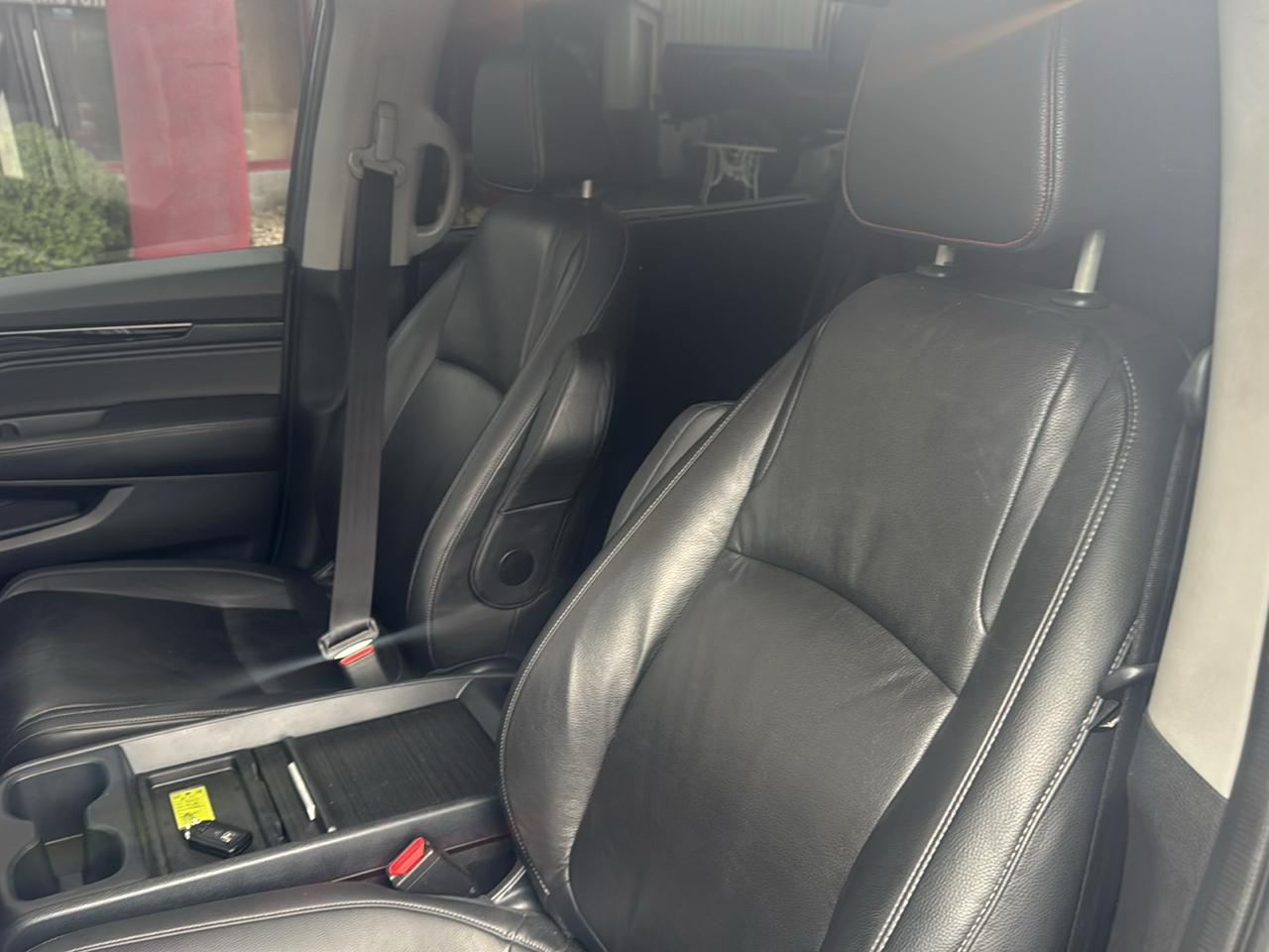 Honda Odyssey Touring Auto 2023
