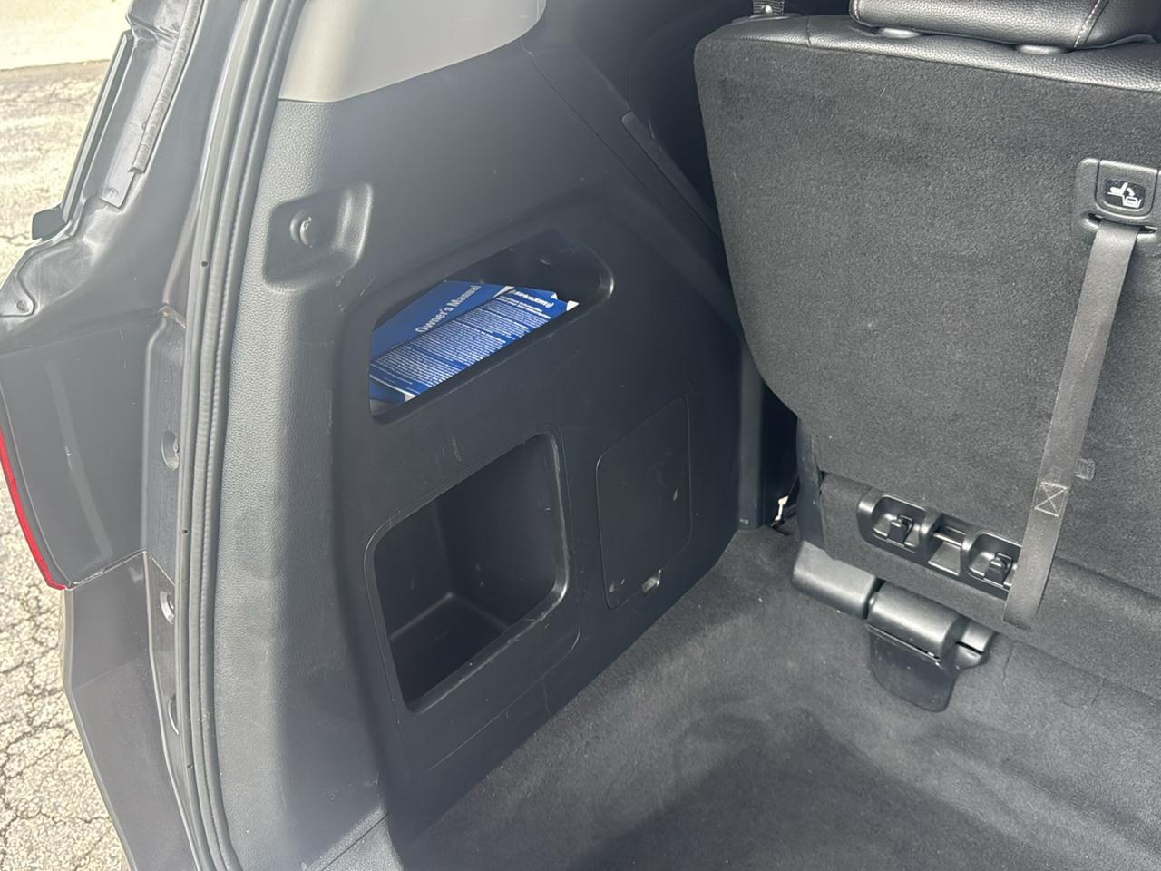 Honda Odyssey Touring Auto 2023