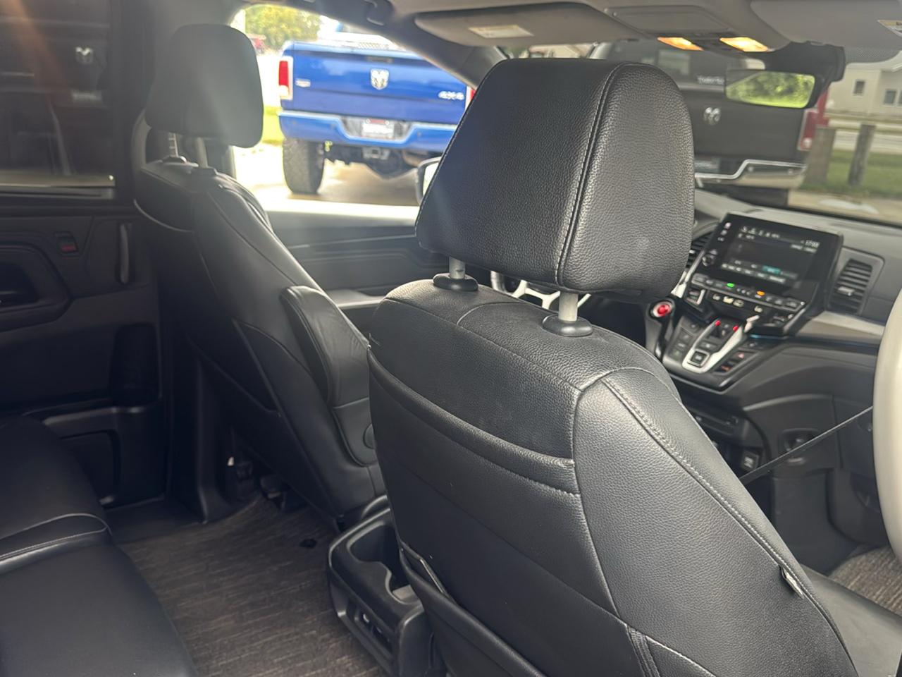 Honda Odyssey Touring Auto 2023