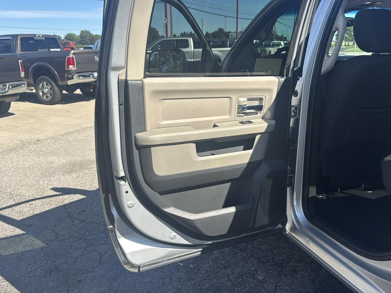 RAM 2500 4WD Crew Cab 149" SLT 2011