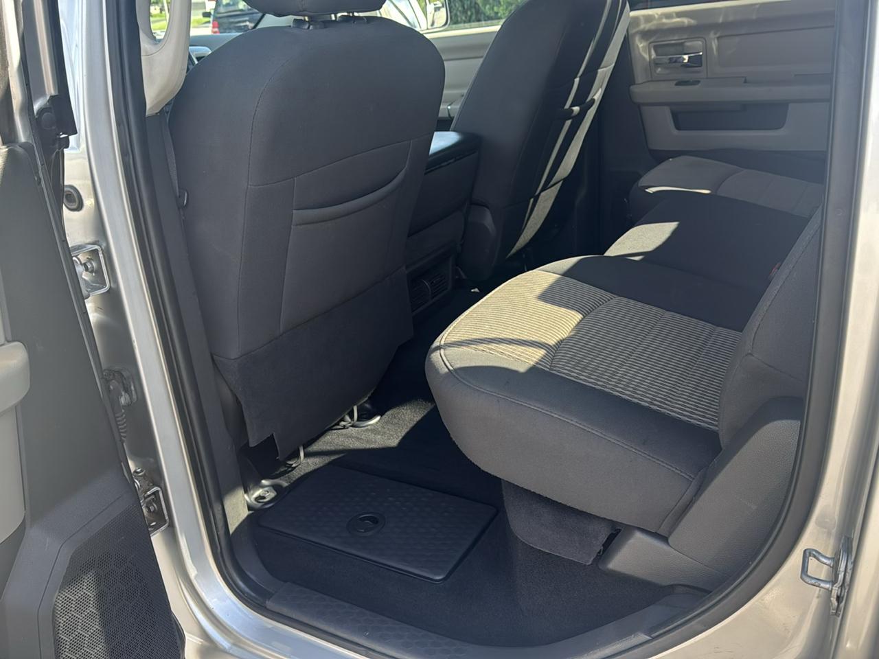 RAM 2500 4WD Crew Cab 149" SLT 2011