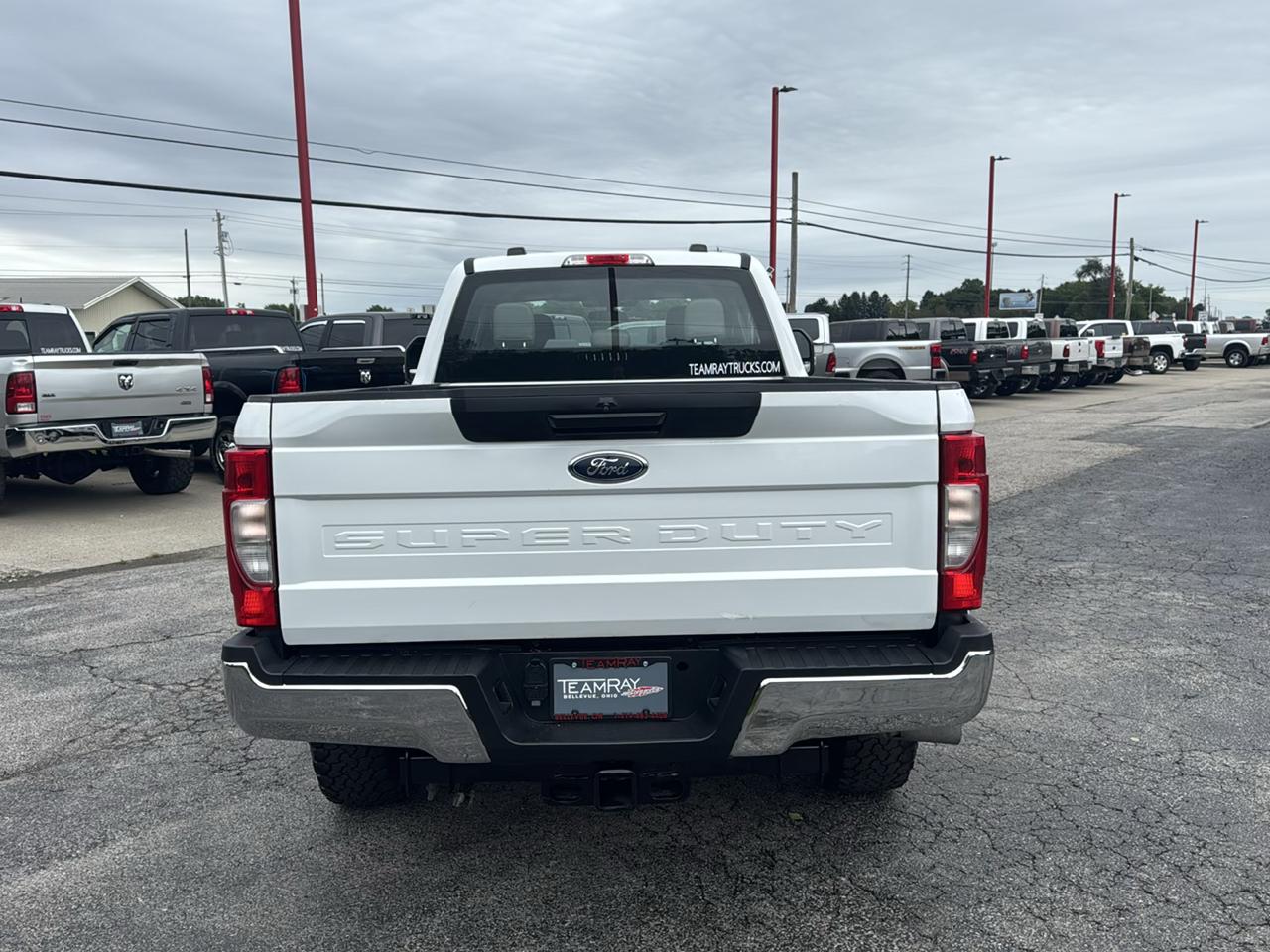 Ford Super Duty F-250 SRW XL 4WD Crew Cab 8' Box 2022