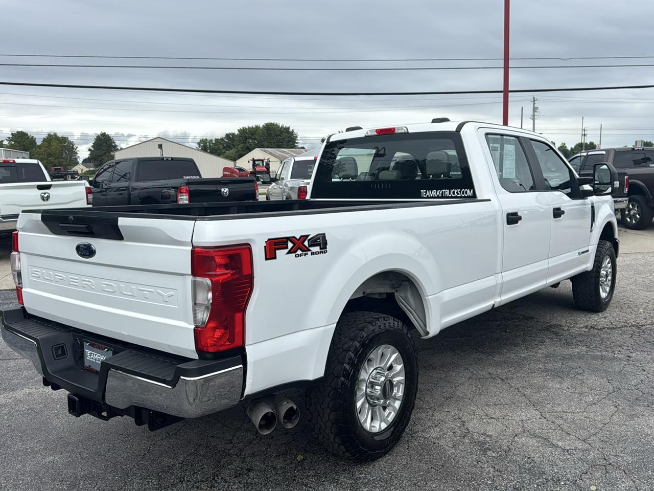 Ford Super Duty F-250 SRW XL 4WD Crew Cab 8' Box 2022