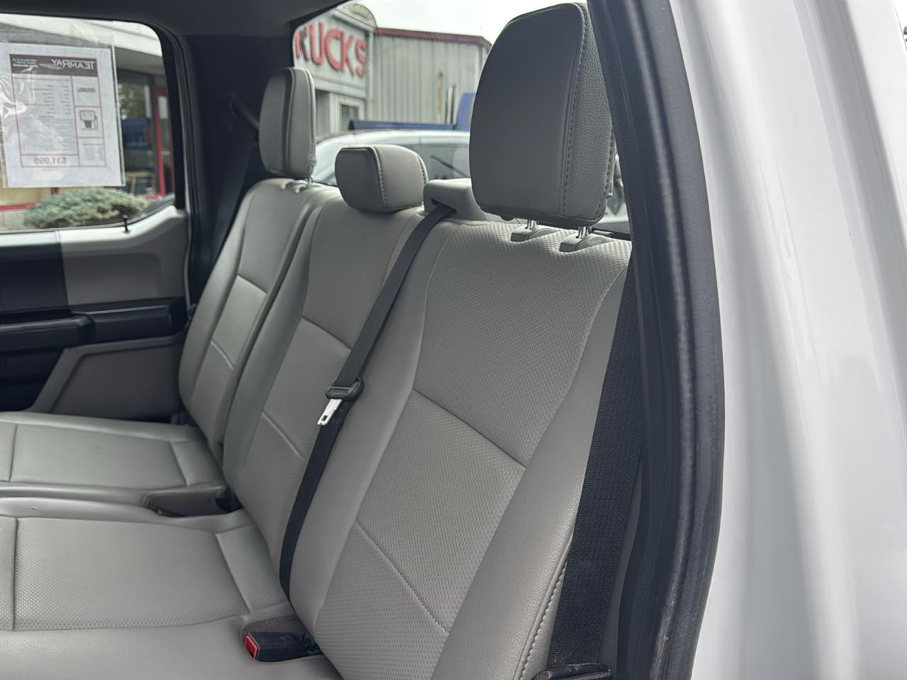 Ford Super Duty F-250 SRW XL 4WD Crew Cab 8' Box 2022
