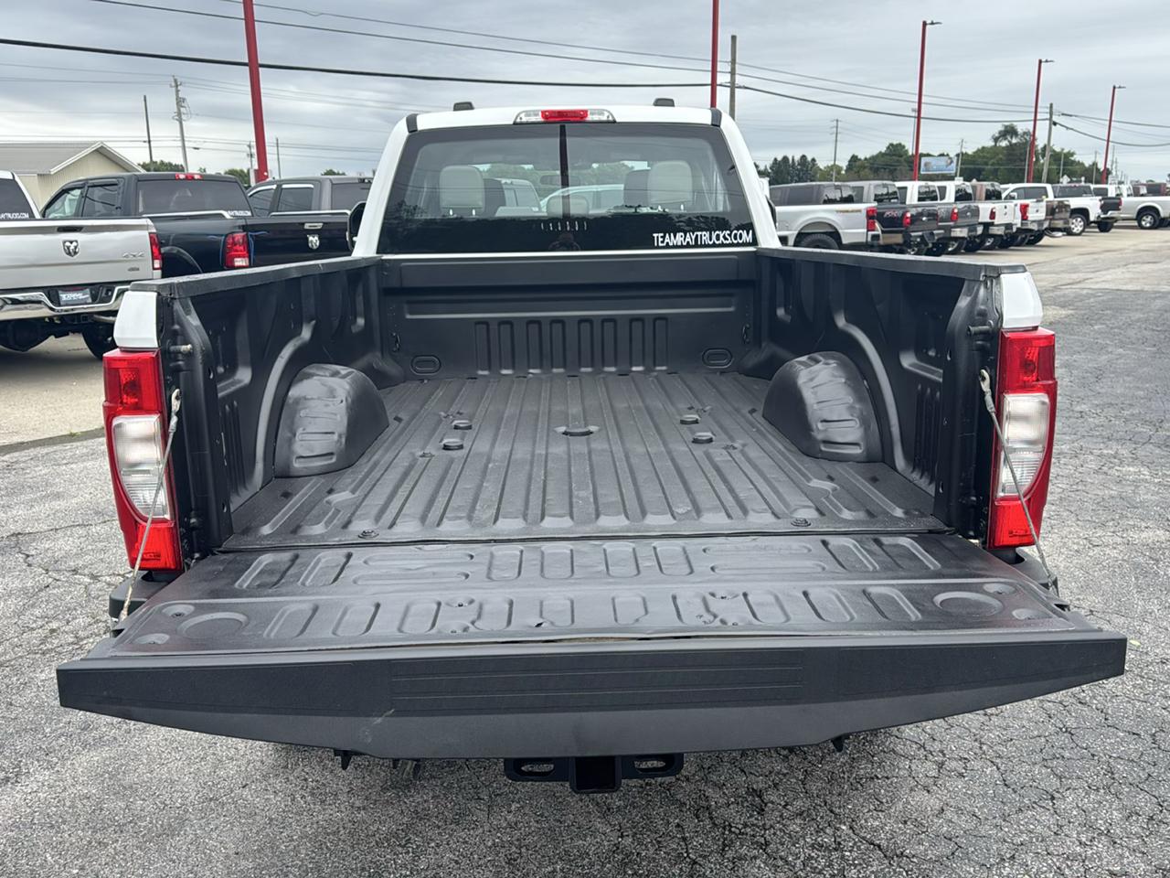 Ford Super Duty F-250 SRW XL 4WD Crew Cab 8' Box 2022