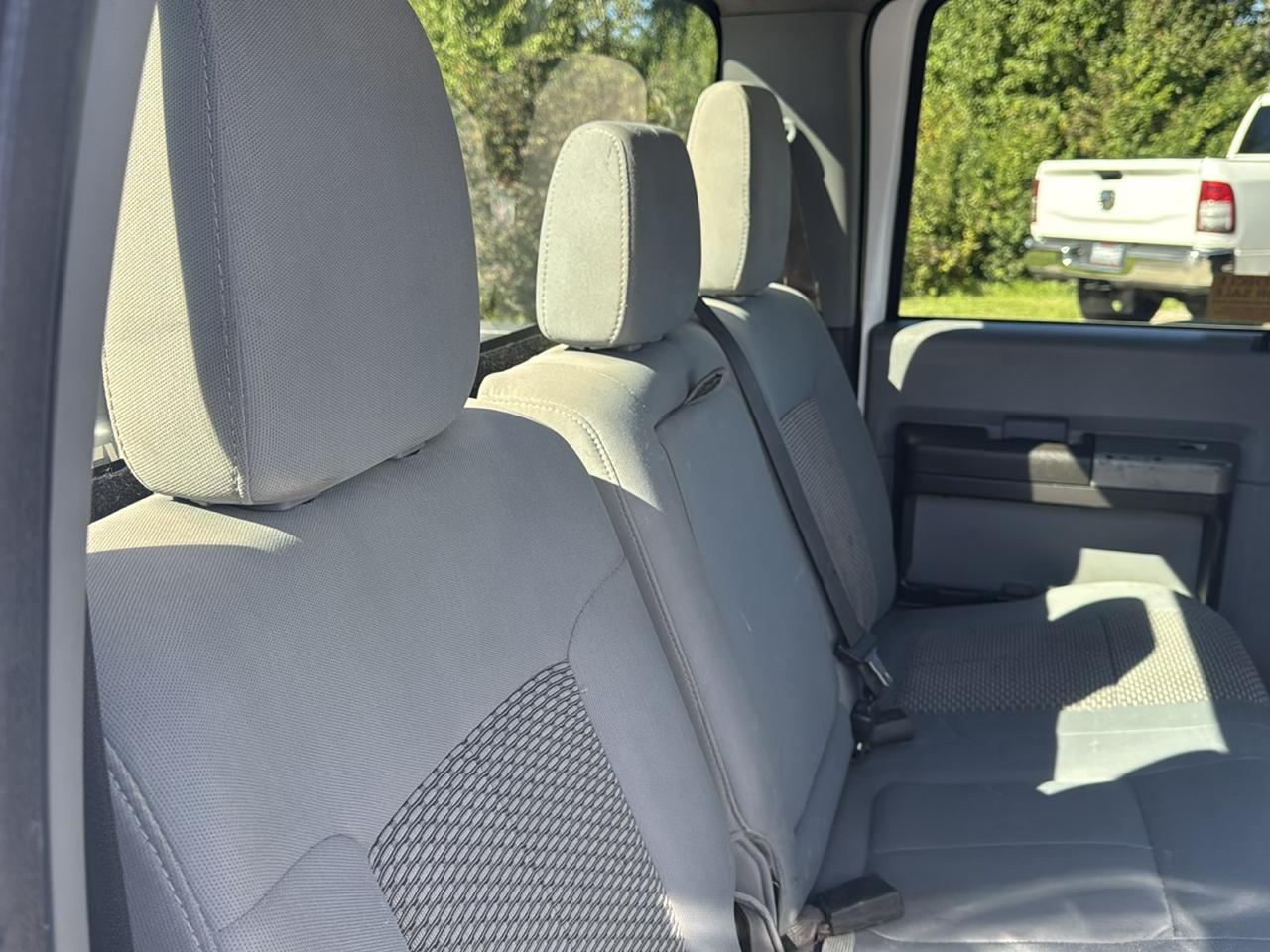 Ford Super Duty F-450 DRW 4WD Crew Cab 172" XLT 2013