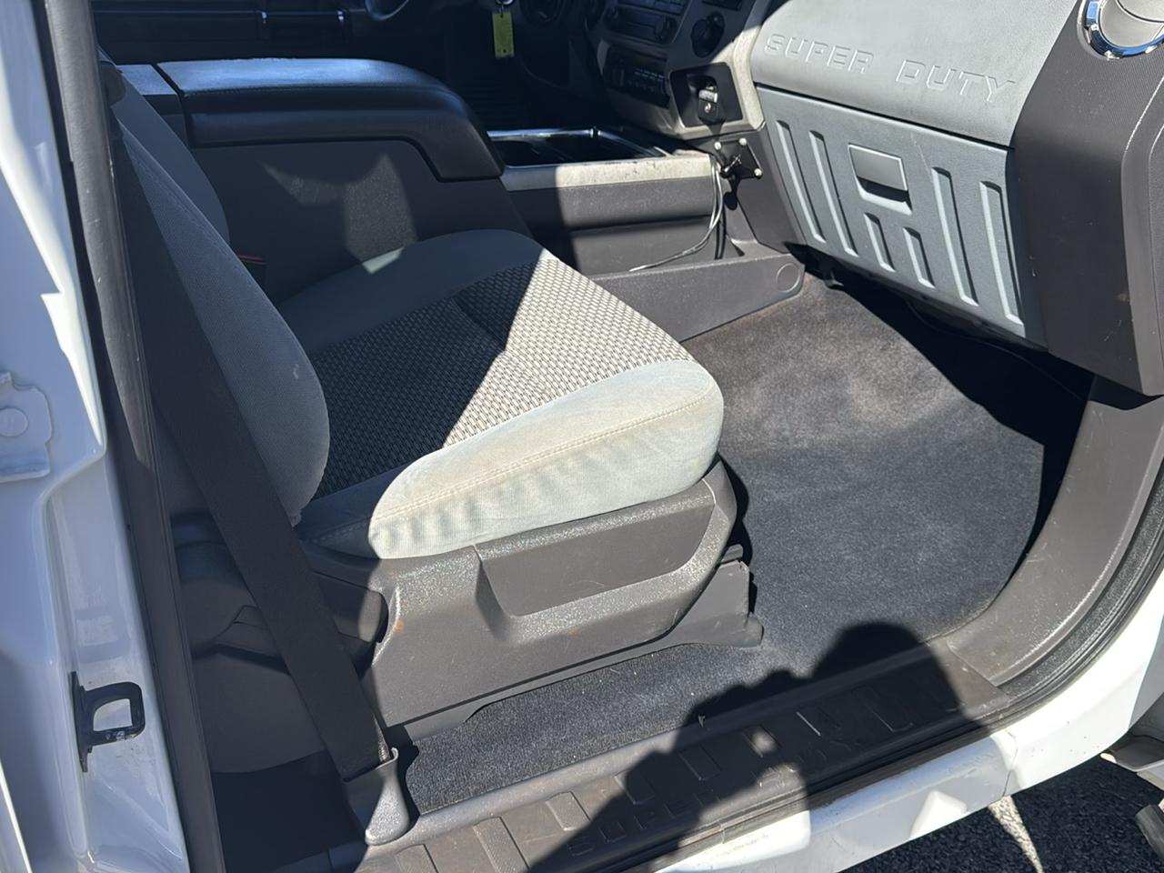 Ford Super Duty F-450 DRW 4WD Crew Cab 172" XLT 2013