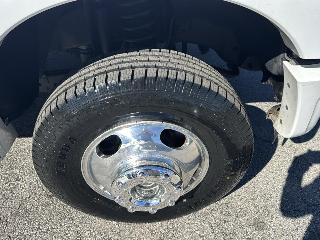 Ford Super Duty F-450 DRW 4WD Crew Cab 172" XLT 2013