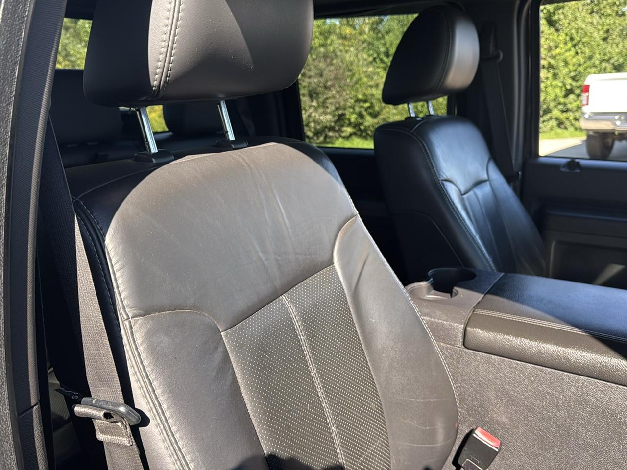 Ford Super Duty F-250 SRW 4WD Crew Cab 172" Lariat 2011